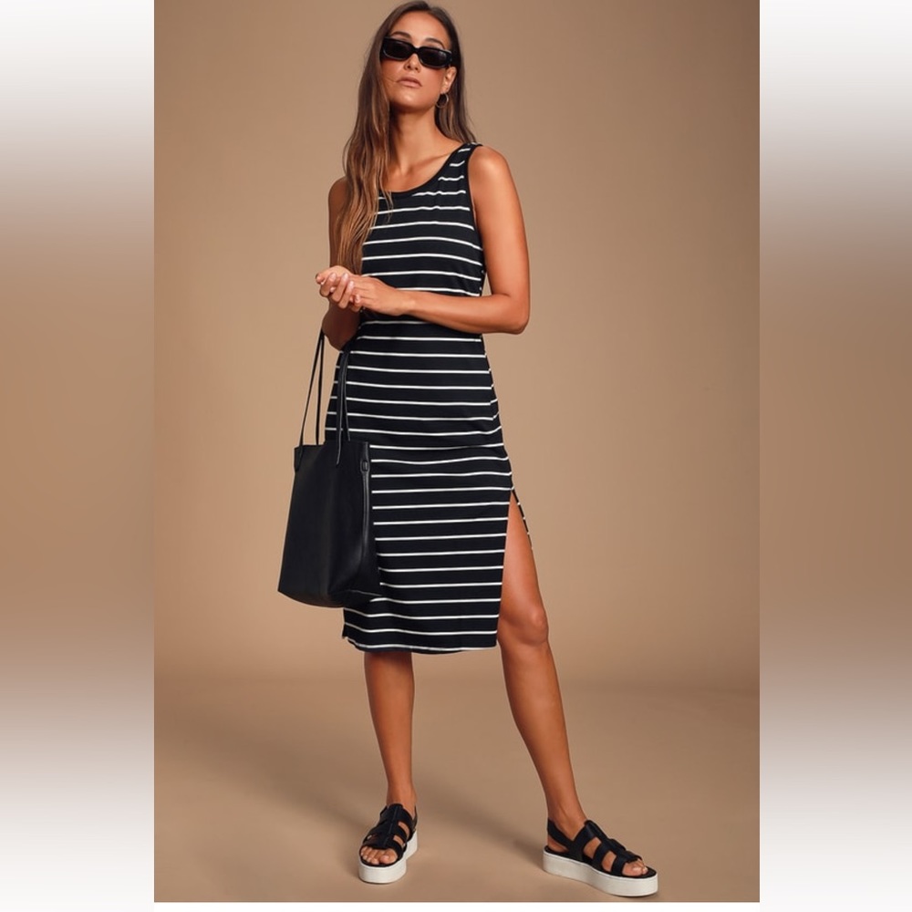 Lulus Lissa Black Striped Sleeveless Midi Dress